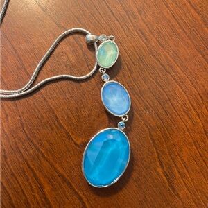Elegant Blue and Silver Pendant Necklace